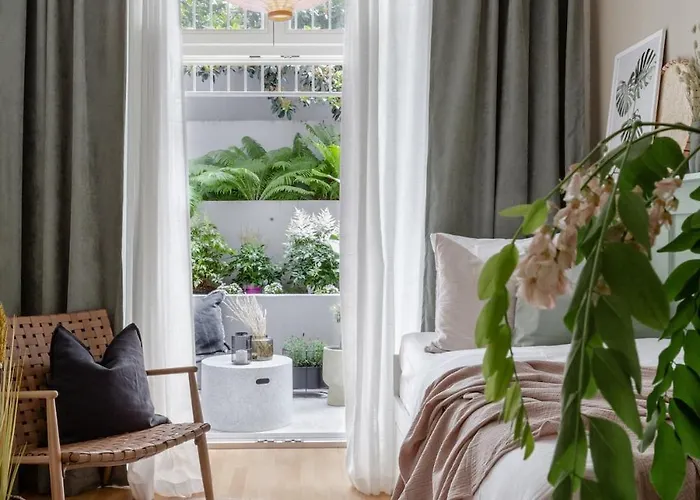 Modern Designer Flat - Wenceslas Square * Goltsch Jenikau