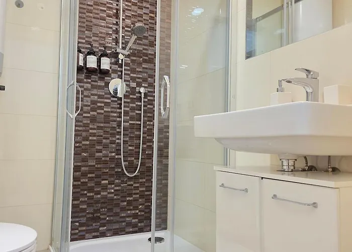 Modern Designer Flat - Wenceslas Square